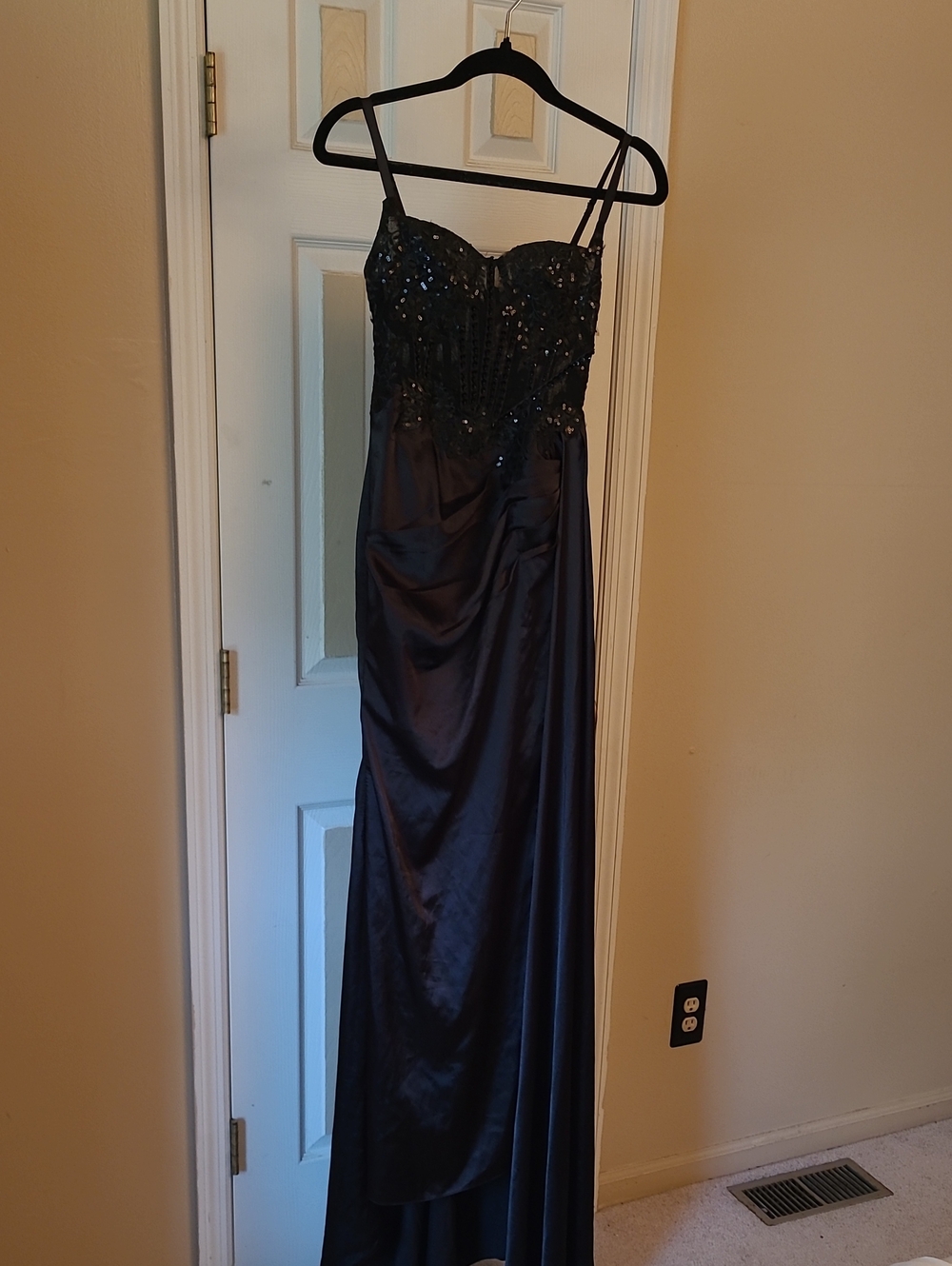 Black Sequin Evening Formal Dress